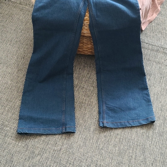 Forever 21 High Rise Full Length Wide Leg Jeans - Picture 3 of 6
